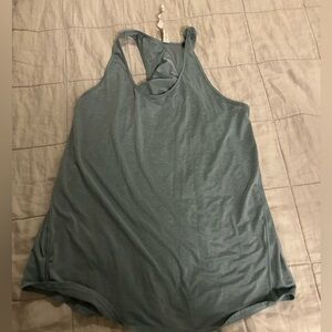 Lululemon lemon tank top - light blue, size 6.